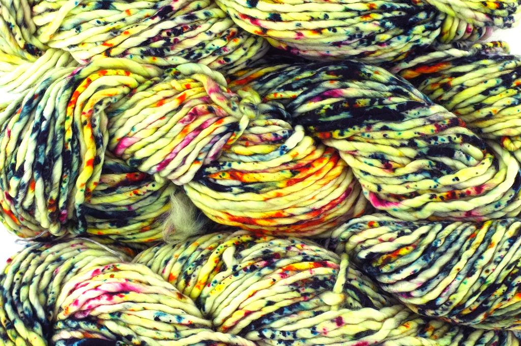 Malabrigo Noventa in color Sweetlip Bandas, Merino Wool Super Bulky Knitting Yarn, machine washable, bright splatter dye, #232 - Red Beauty Textiles