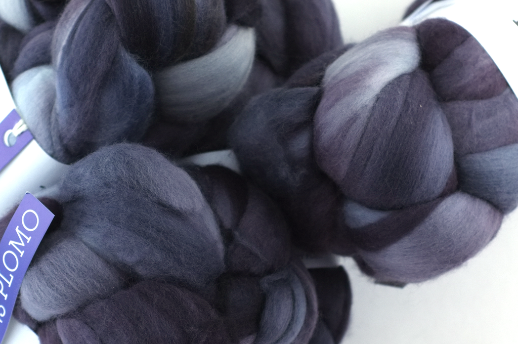 Malabrigo Nube, Plomo, beautiful gray shades, color 043, merino spinning fiber by Red Beauty Textiles