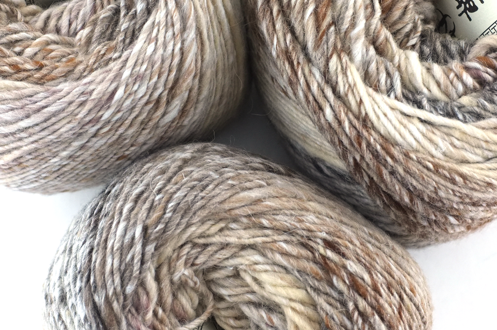 Noro Rikka Color 10, bulky weight knitting yarn, dragon skeins in neutral beige, off-white, wool, alpaca, silk by Red Beauty Textiles