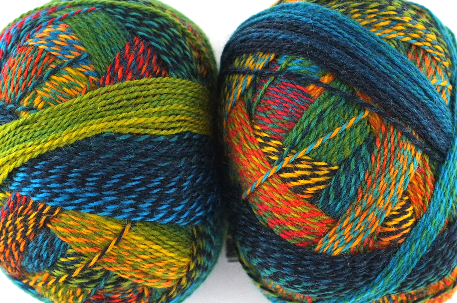 Crazy Zauberball, self striping sock yarn, color 1564, Fresh Fish, fingering weight yarn, red, teal