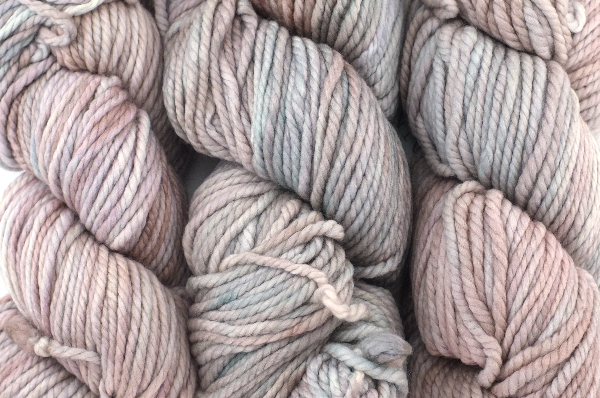 019 - Gordita dark brown chunky ecological merino wool