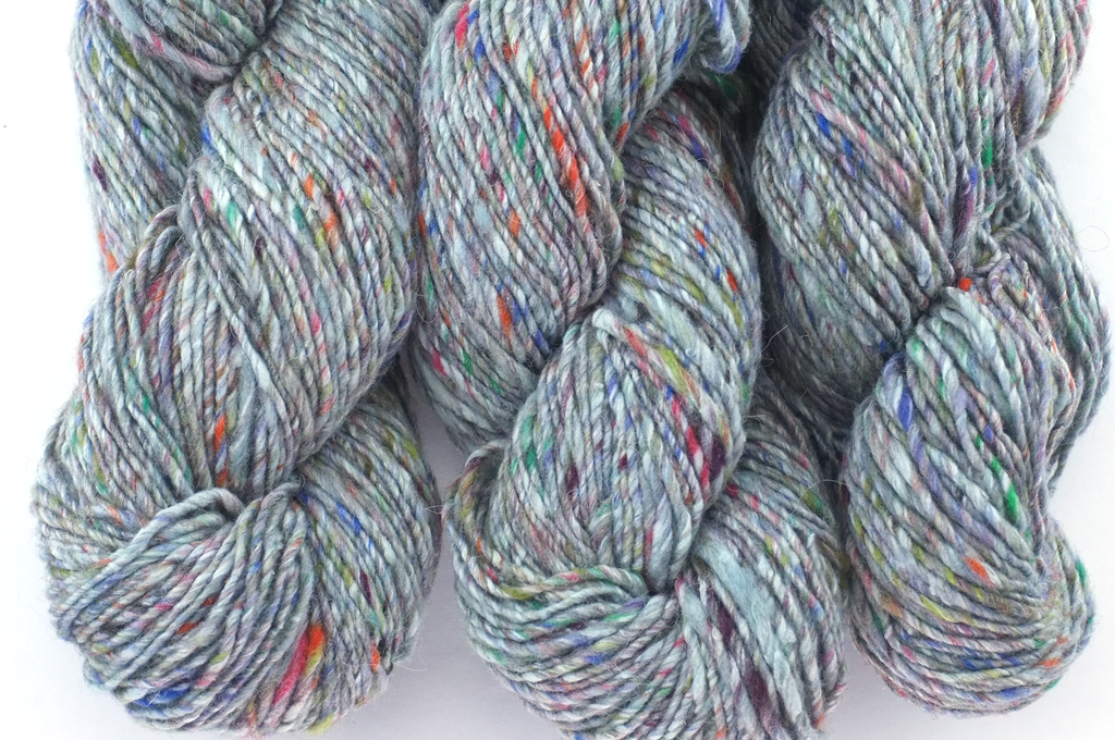 Noro Madara Color 03, wool silk alpaca, worsted weight knitting yarn, light gray tweed - Red Beauty Textiles