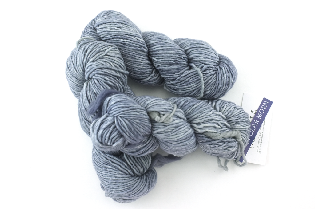 Malabrigo Mecha in color Polar Morn, Bulky Weight Merino Wool Knitting Yarn, light bluish gray, #009 - Red Beauty Textiles